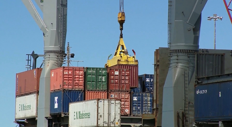 Governo dos Açores autoriza fretamento de navio de mercadorias