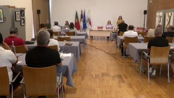 Imagem de Câmara contrai empréstimo de 1,8M€, mas oposição contesta