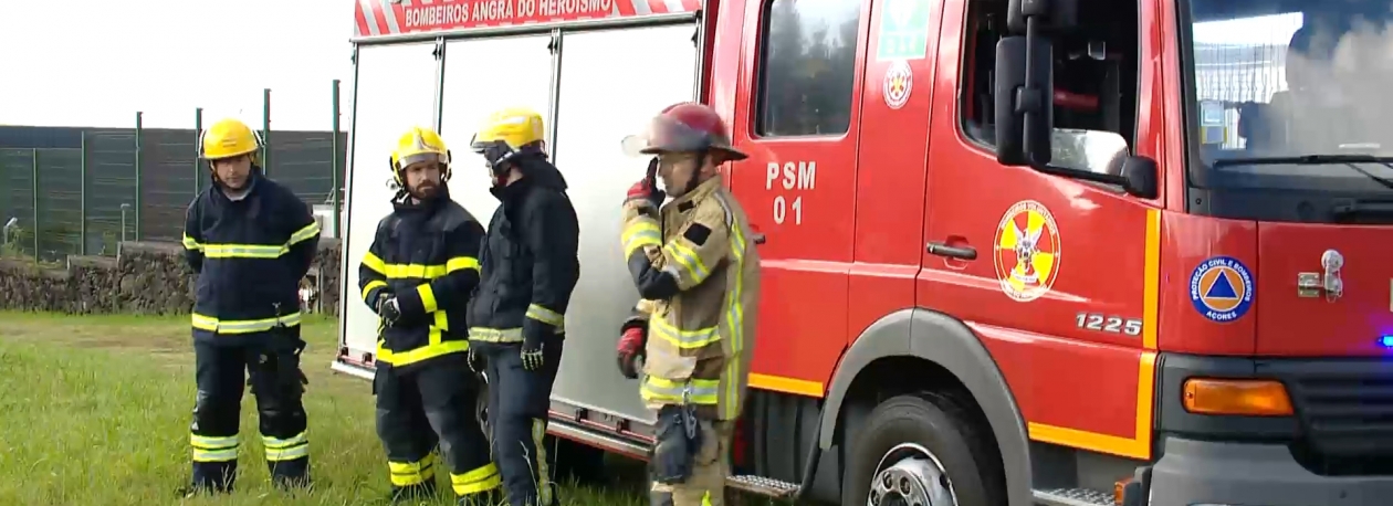 Imagem de Federação dos Bombeiros preocupada com dificuldades em recrutar e manter elementos