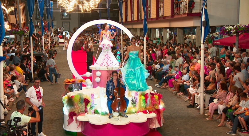 Imagem de Desfile de Abertura marca início oficial das Festas da Praia