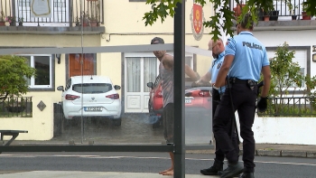 Imagem de Equipa de reportagem da RTP Açores ameaçada por um homem em Ponta Delgada