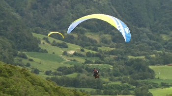 Imagem de Festival de Parapente já decorre em São Miguel com 60 pilotos