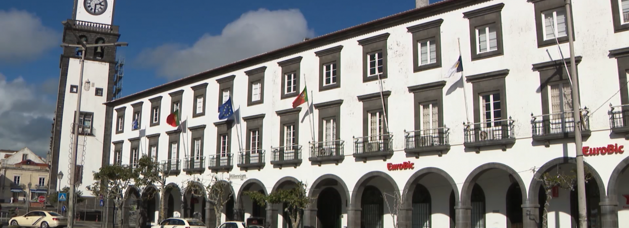 Imagem de Jovem detido pela PJ por tentativa de homicídio e violência doméstica em Ponta Delgada