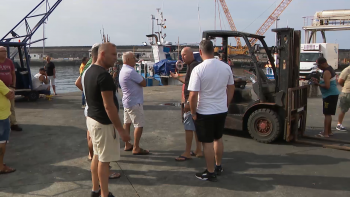 Imagem de Manifestação de pescadores esta manhã no porto de pescas em Ponta Delgada
