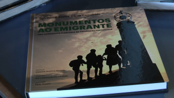Imagem de Daniel Bastos Apresenta livro ‘Monumentos ao Emigrante’ nas Lajes do Pico