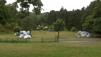Imagem de Parque de campismo das Sete Cidades espera obras de requalificação há vários anos