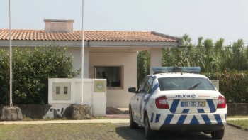 Imagem de Associação Sindical da Polícia diz que há falta de efetivos em burnout nas Flores