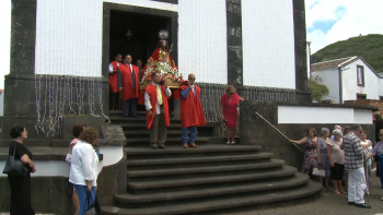 Imagem de Enquanto a Graciosa celebrava o Senhor Santo Cristo, nascia a RTP Açores