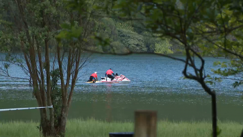 Imagem de Reforçada sinalização na Lagoa das Sete Cidades após mortes por afogamento
