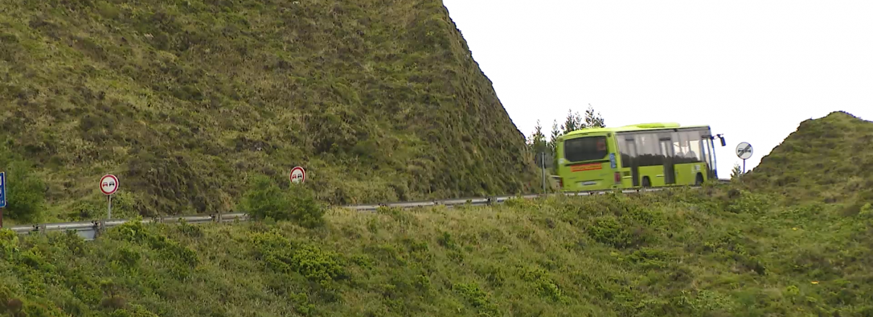 Imagem de Shuttle Lagoa do Fogo: Serviço de transporte decorre até 30 de setembro