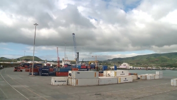 Imagem de Empresários da Terceira denunciam falhas no transporte marítimo de mercadorias