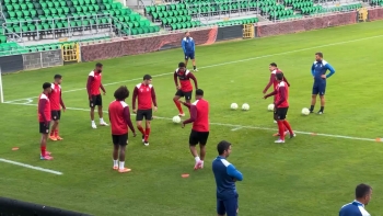 Imagem de Santa Clara joga hoje 2ª mão do play-off da Liga Conferência 