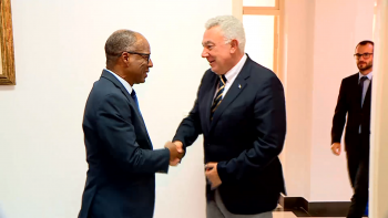 Imagem de Vice-presidente do Governo açoriano foi recebido pelo Primeiro-ministro de Cabo Verde