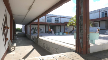 Imagem de EBI dos Biscoitos: Encarregados de Educação exigem obras de requalificação urgentes