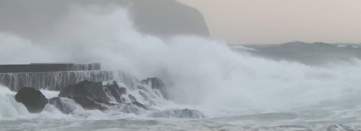 Imagem de Grupo Ocidental sob alerta Laranja para Agitação Marítima