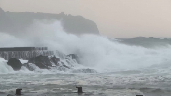 Imagem de Grupo Ocidental sob alerta Laranja para Agitação Marítima