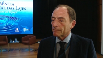 Imagem de Paulo Portas diz que eventual revisão do Acordo de Cooperação e Defesa deve ser avaliado nas Comissões Bilaterais
