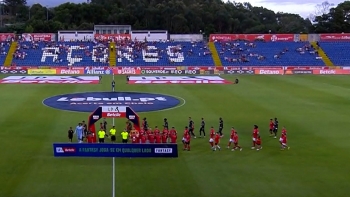 Imagem de Santa Clara conquista 1º ponto na Primeira Liga