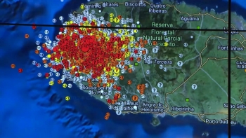 Imagem de IVAR eleva nível de alerta do sistema vulcânico a oeste da ilha Terceira devido à deformação crustal