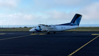 Imagem de Corvo sem ligações aéreas há quase uma semana
