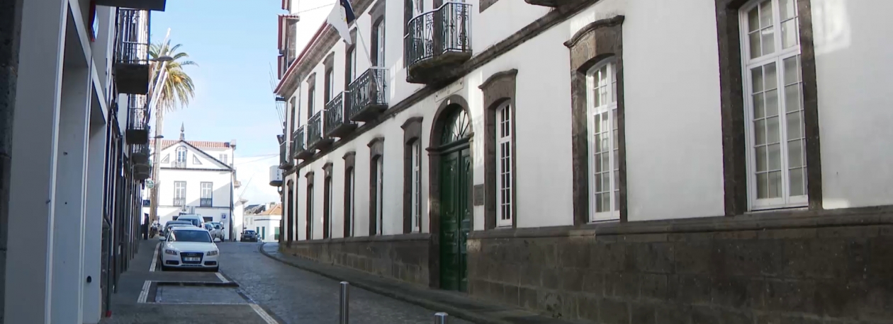 Imagem de Tribunal de Contas deteta irregularidades em apoios comunitários atribuídos à CCIAH