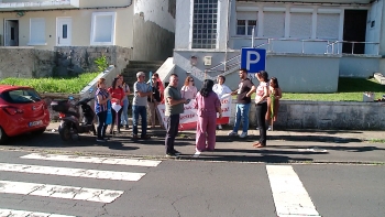 Imagem de Autárquicas 2025: Candidato do BE à Praia da Vitória quer casas reabilitadas na Estrada 25 de Abril
