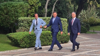 Imagem de Presidentes dos Governos dos Açores e da Madeira participam hoje no Conselho de Ministros em Lisboa
