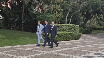 Imagem de Montenegro anuncia grupo de trabalho com representantes dos três governos para criar nova Lei de Finanças Regionais