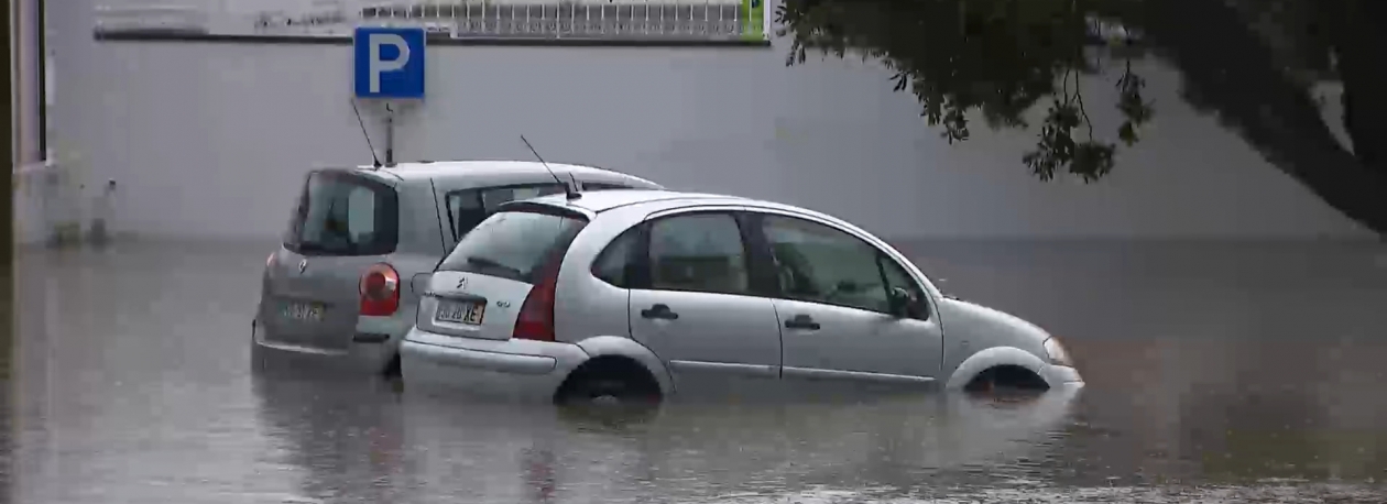 Imagem de Mau tempo causou 4 ocorrências na Terceira e nova derrocada no acesso à Fajã dos Cubres