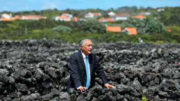Imagem de Presidente da República em visita às ilhas Flores e Corvo