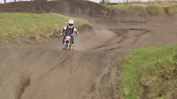 Imagem de Faialense Rodrigo Garcia, de 7 anos, sagra-se campeão nacional de motocross MX50