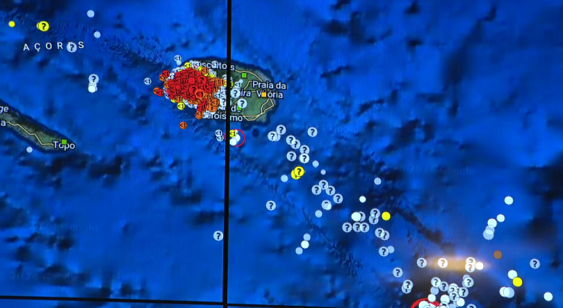 Imagem de CIVISA eleva nível de alerta no Vulcão de Santa Bárbara para V3