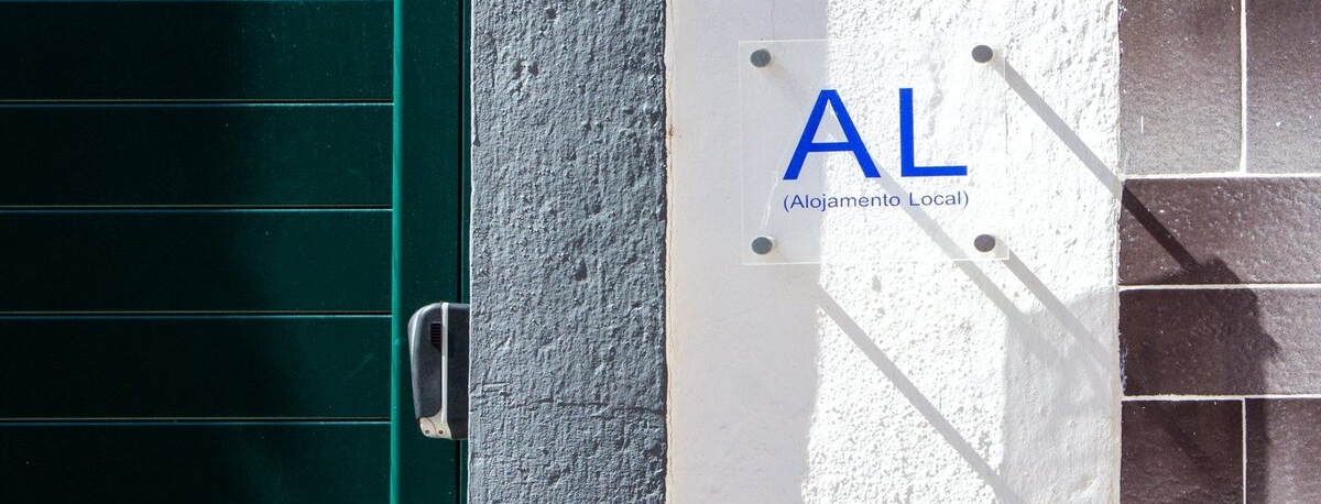 Imagem de Saída da Ryanair com impacto na Páscoa no Alojamento Local dos Açores