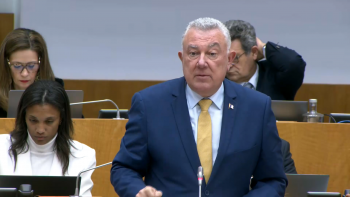 Imagem de Partido liderado por Artur Lima em ataque direto a Berta Cabral e à gestão da SATA