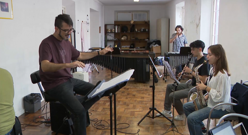 Imagem de 'Do Outro Lado do Espelho': Residência artística culmina em concerto no conservatório