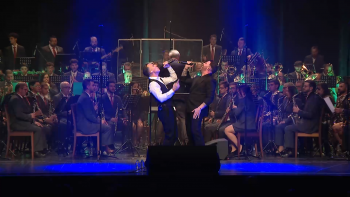 Imagem de Açores, Terra de Mar e Fogo: 7ª edição junta Banda Harmonia Mosteirense e Anjos no Coliseu Micaelense