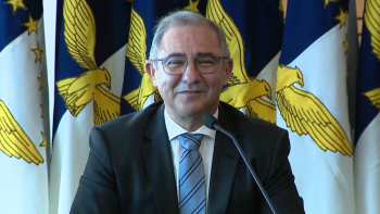 Imagem de Presidente do Governo não adianta se haverá mais remodelações nas Direções Regionais