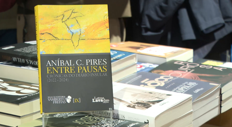 Imagem de 'Entre Pausas': Nova obra de Aníbal Pires reúne crónicas do Diário Insular