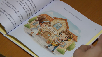 Imagem de Dia da Língua Gestual Portuguesa assinalado com lançamento de um livro sobre inclusão e diversidade