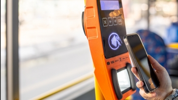 Imagem de Governo prepara plataforma única para venda de bilhetes nos transportes públicos em todas as ilhas