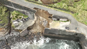 Imagem de Adjudicada empreitada de reabilitação e proteção marítima do Porto de Santa Iria, na Ribeira Grande