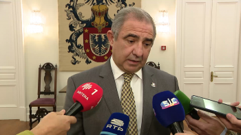 Imagem de Bolieiro diz que Governo está tranquilo e espera continuidade da operação da Ryanair