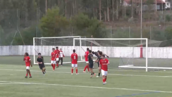 Imagem de Primeira Divisão Juniores: Santa Clara perdeu na deslocação a Leiria