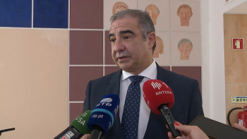 Imagem de Bolieiro reage a demissão do presidente da SATA