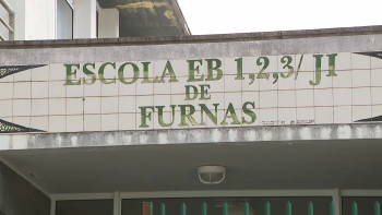 Imagem de PS acusa Governo de abandonar as escolas dos Açores