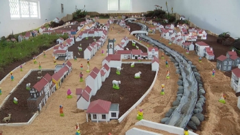 Imagem de Presépio Faial da Terra: Réplica em miniatura da freguesia volta a estar disponível para visitas