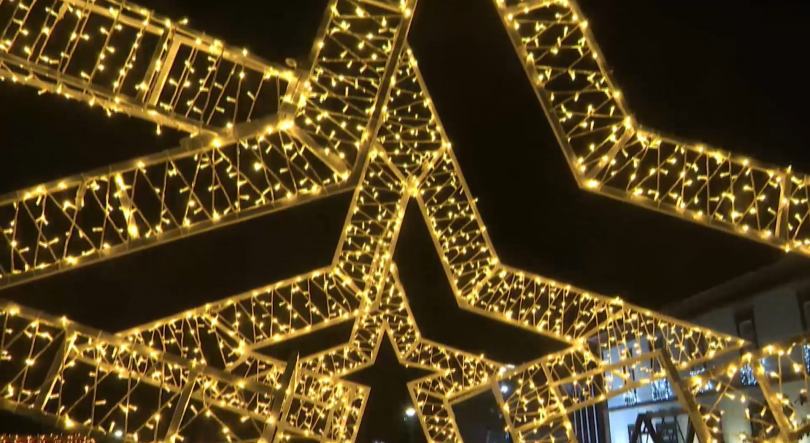 Imagem de Iluminação de Natal na Vila do Porto em Santa Maria