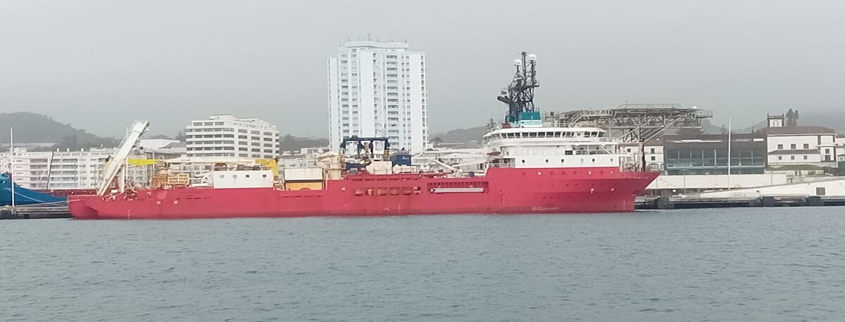 Imagem de Cabo submarino Nuvem da Google está já a ser instalado