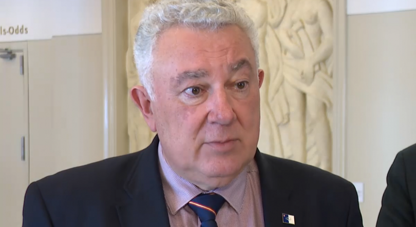 Imagem de Antecipação idade da reforma: Artur Lima considera o parecer da AR mal fundamentado e insultuoso