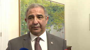 Imagem de Azores Airlines: Prorrogação do prazo limite aguarda formalização, mas Bolieiro garante ‘compreensão’ europeia